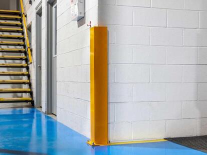 OM8248 Floor-Mounted Corner Shield OM8248 Floor-Mounted Corner Shield
